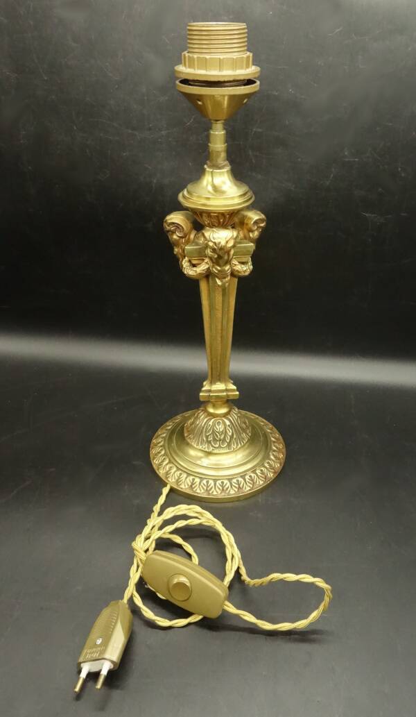 Large lamp with ram's heads in Louis XVI style - gilded bronze