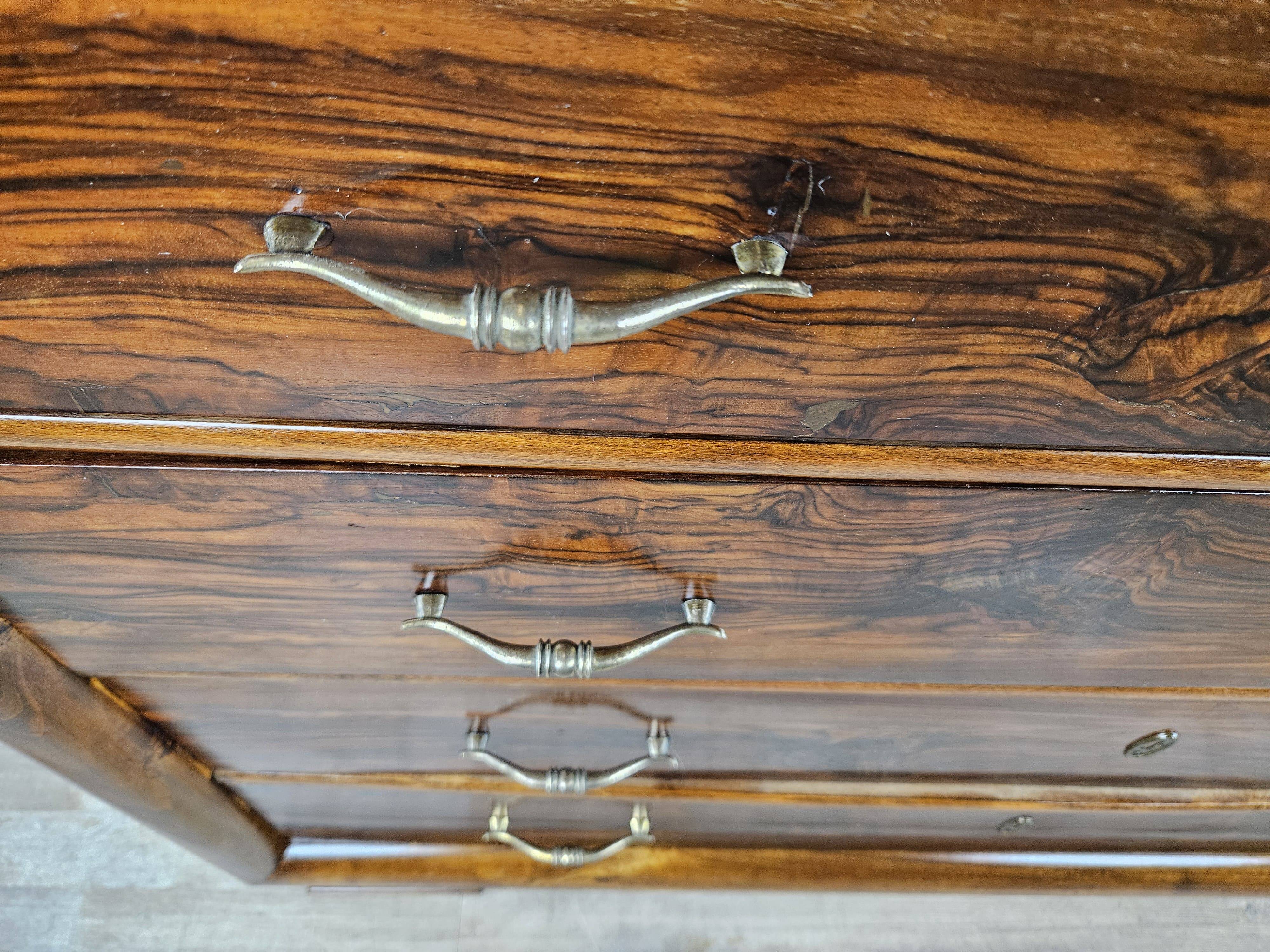 Commode Art Déco avec poignées en laiton