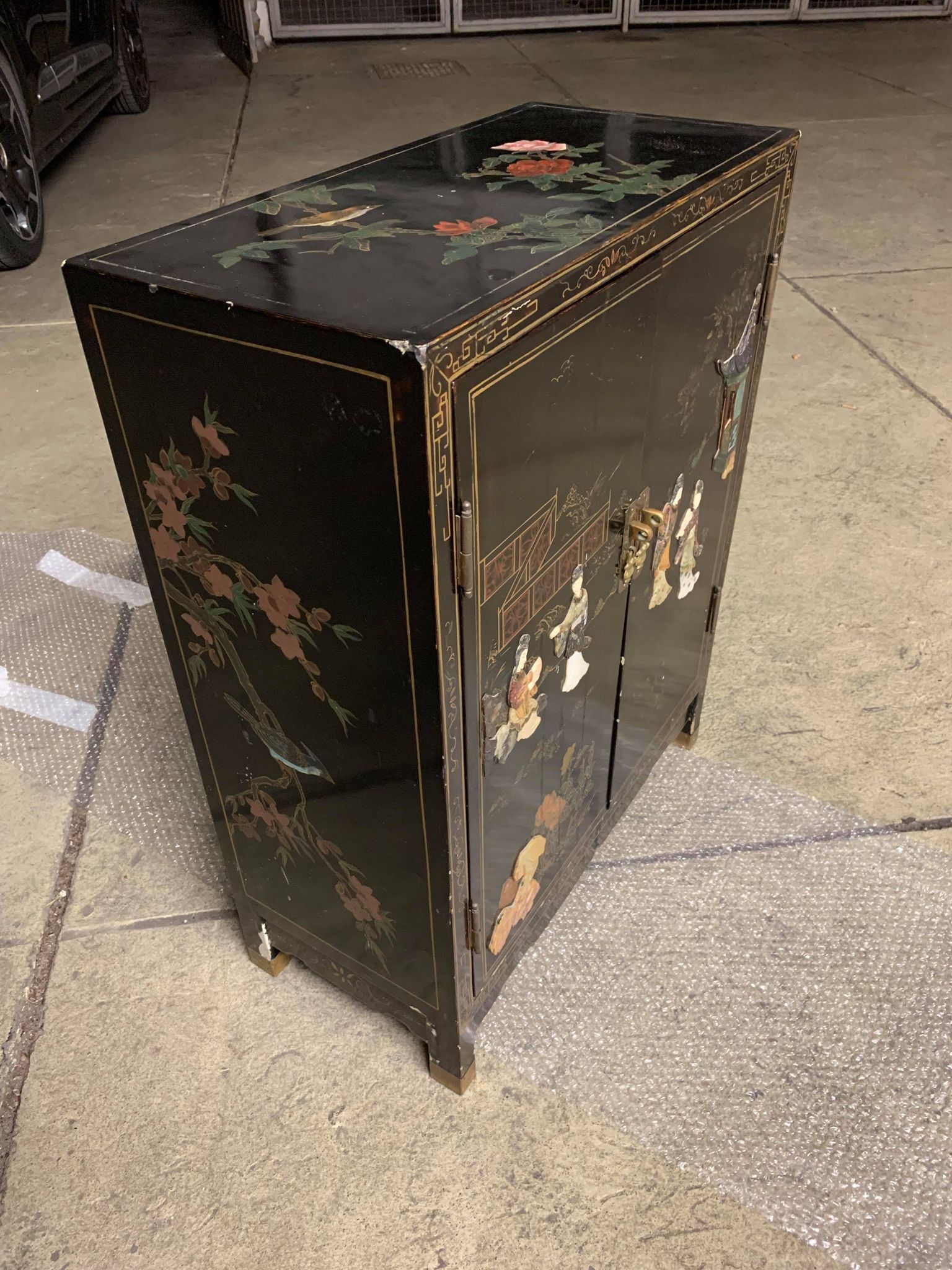 Chinese furniture
