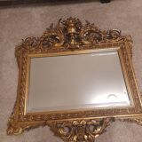 Miroir Napoléon III en stuc doré