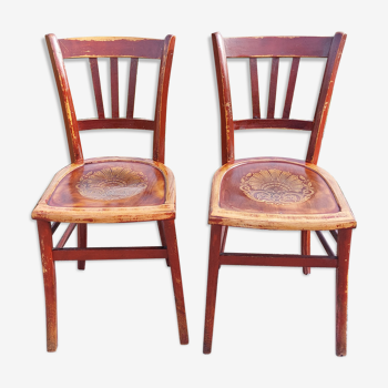 Chaises bistrot avec motifs