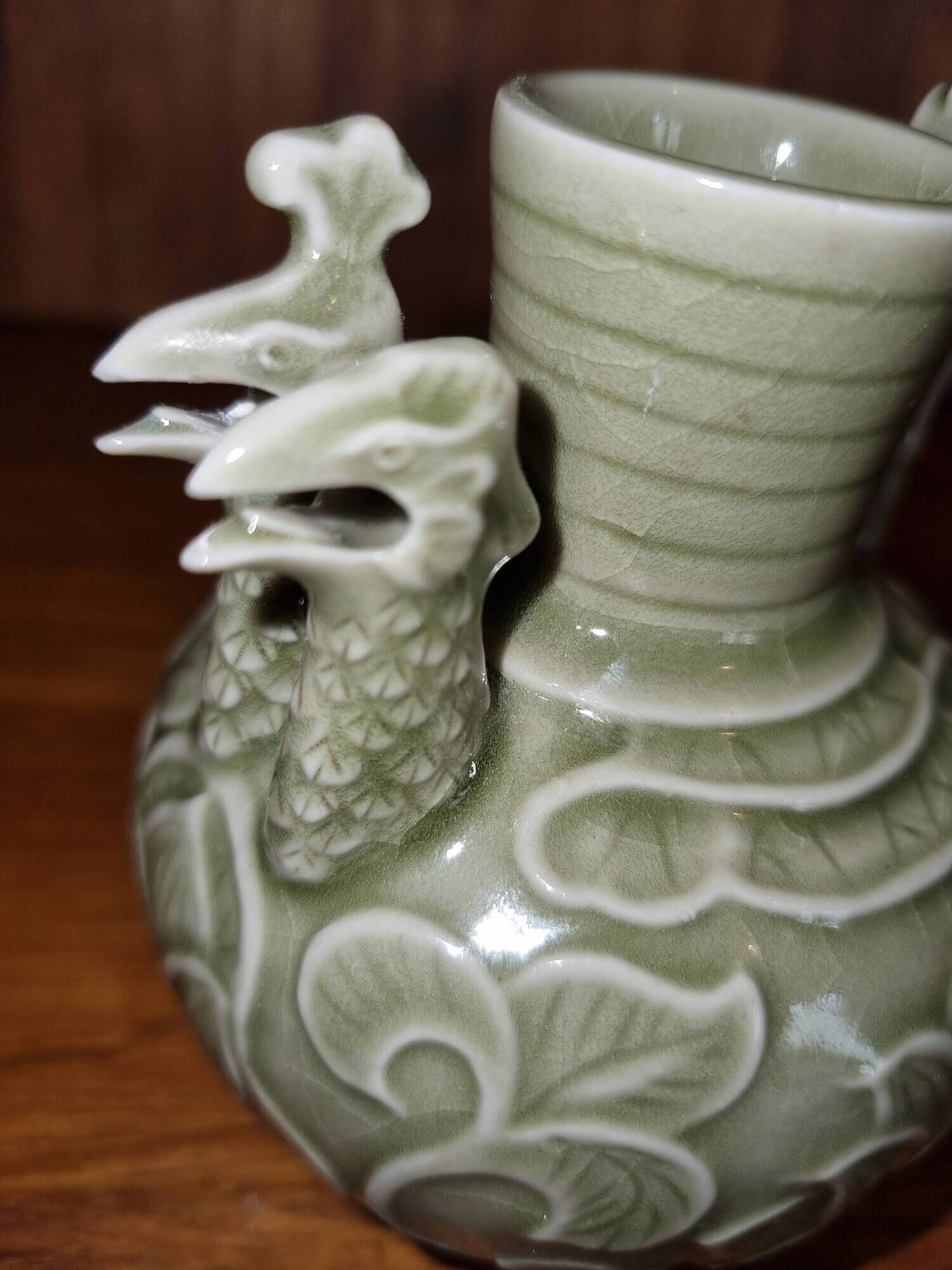Double-headed vase reproduction in celadon ceramic, Song Dynasty, Guimet Museum.