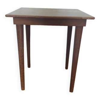 Petite table en bois vintage