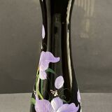 Lacquer vase decorated with orchids