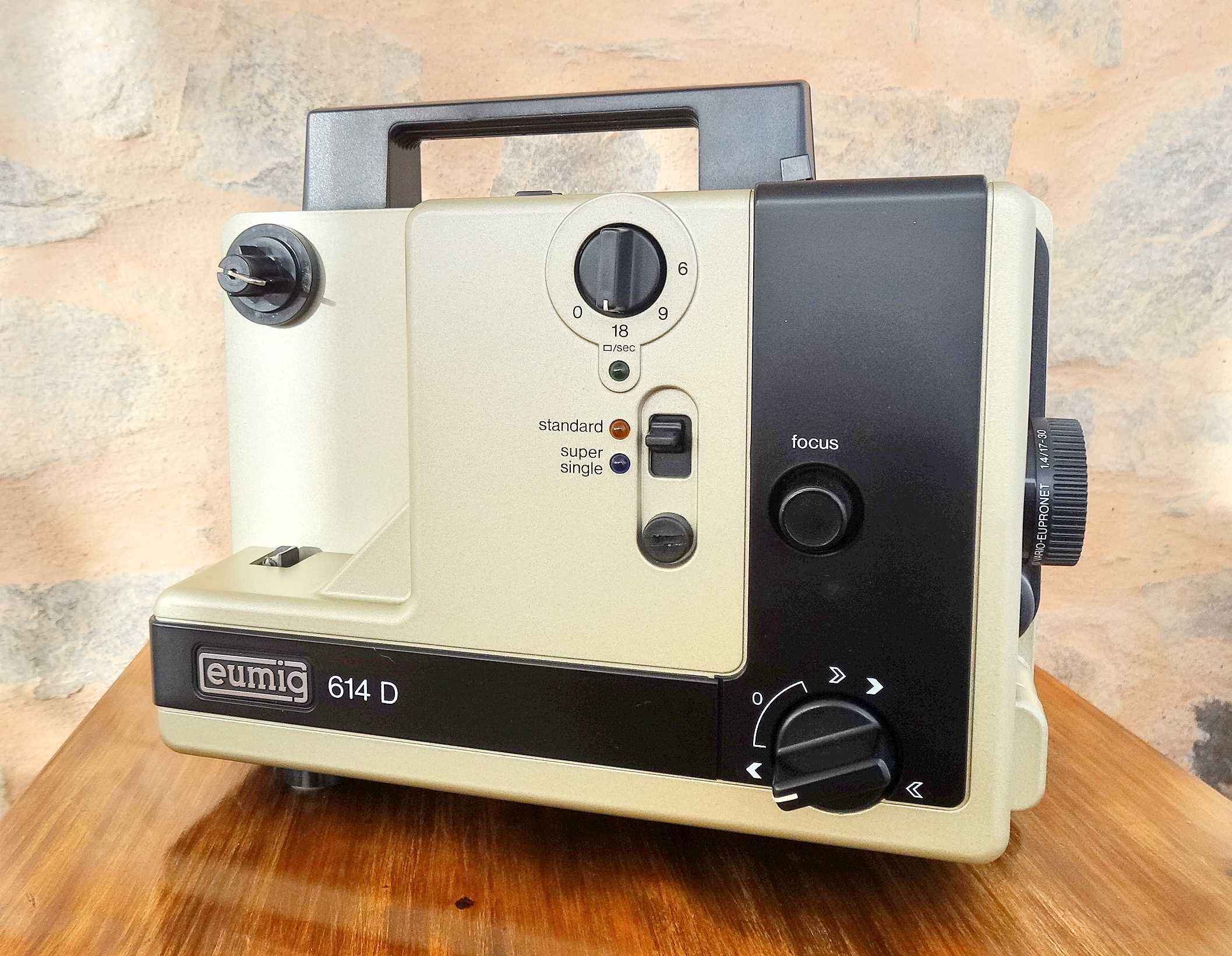 Eumig 614 D Super 8 Standard 8 Silent projector plus accessories