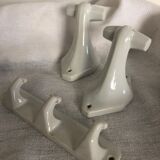 Set of 3 porcelain hooks, bathroom, art deco
