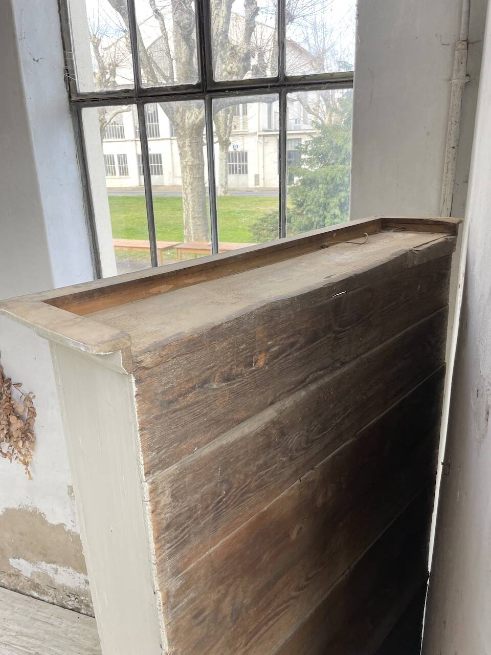 20th century showcase office