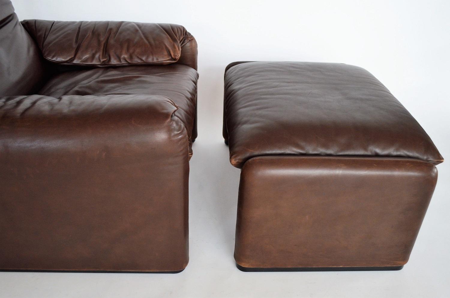 Maralunga armchair in leather & Ottoman by Vico Magistretti for Cassina 1970 s