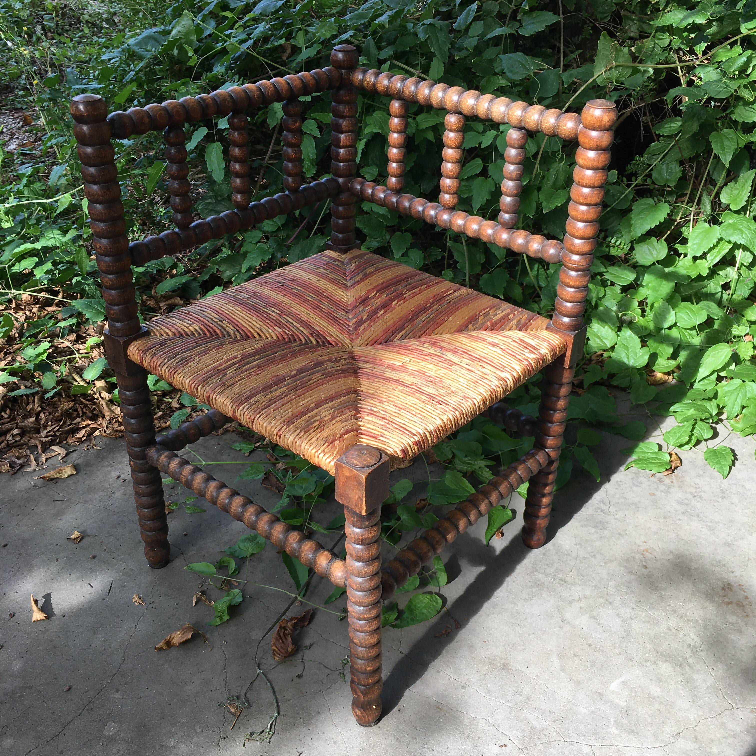 Pearl Turned Wood Corner Chair