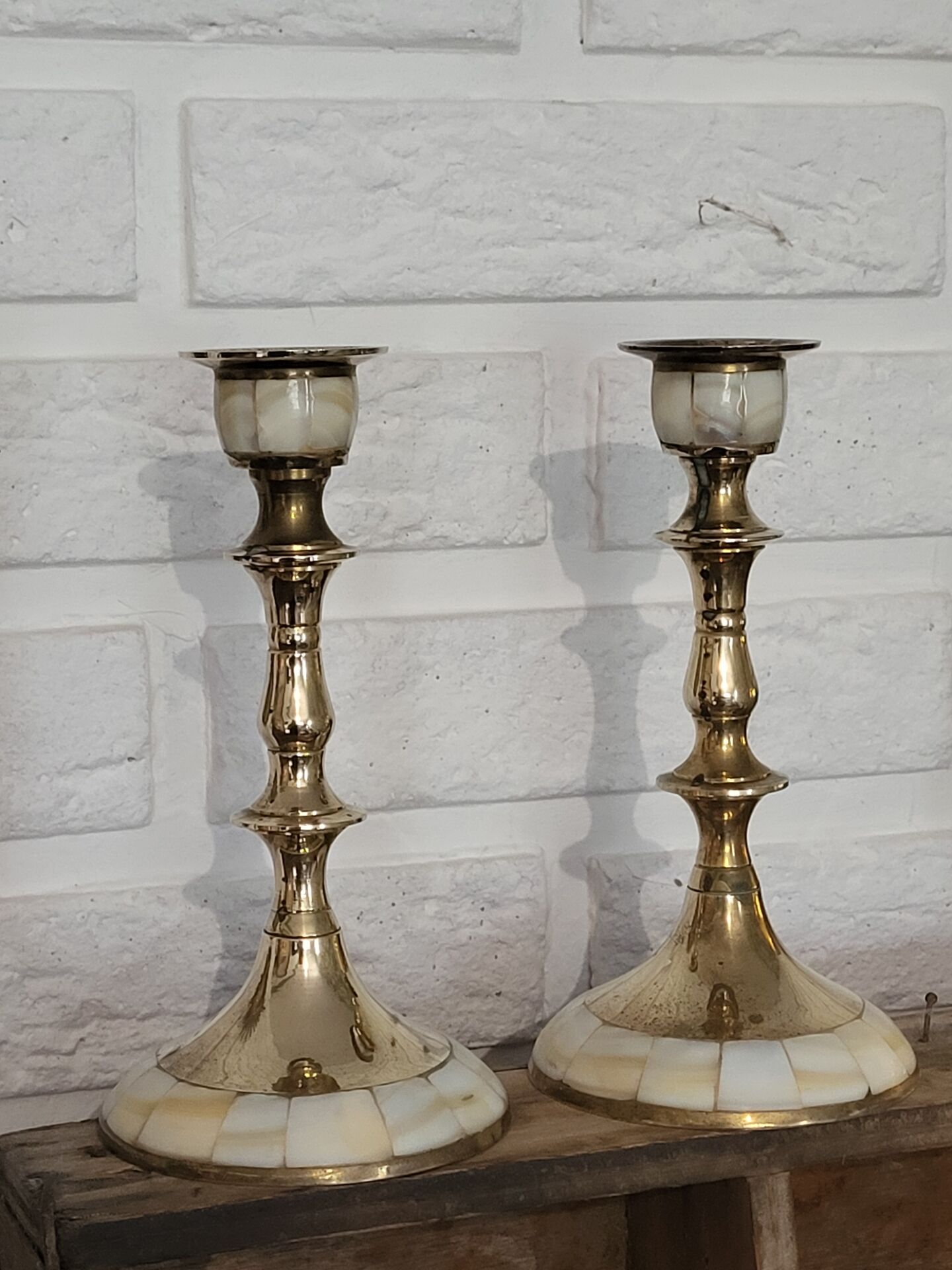 Mother-of-pearl candle holders