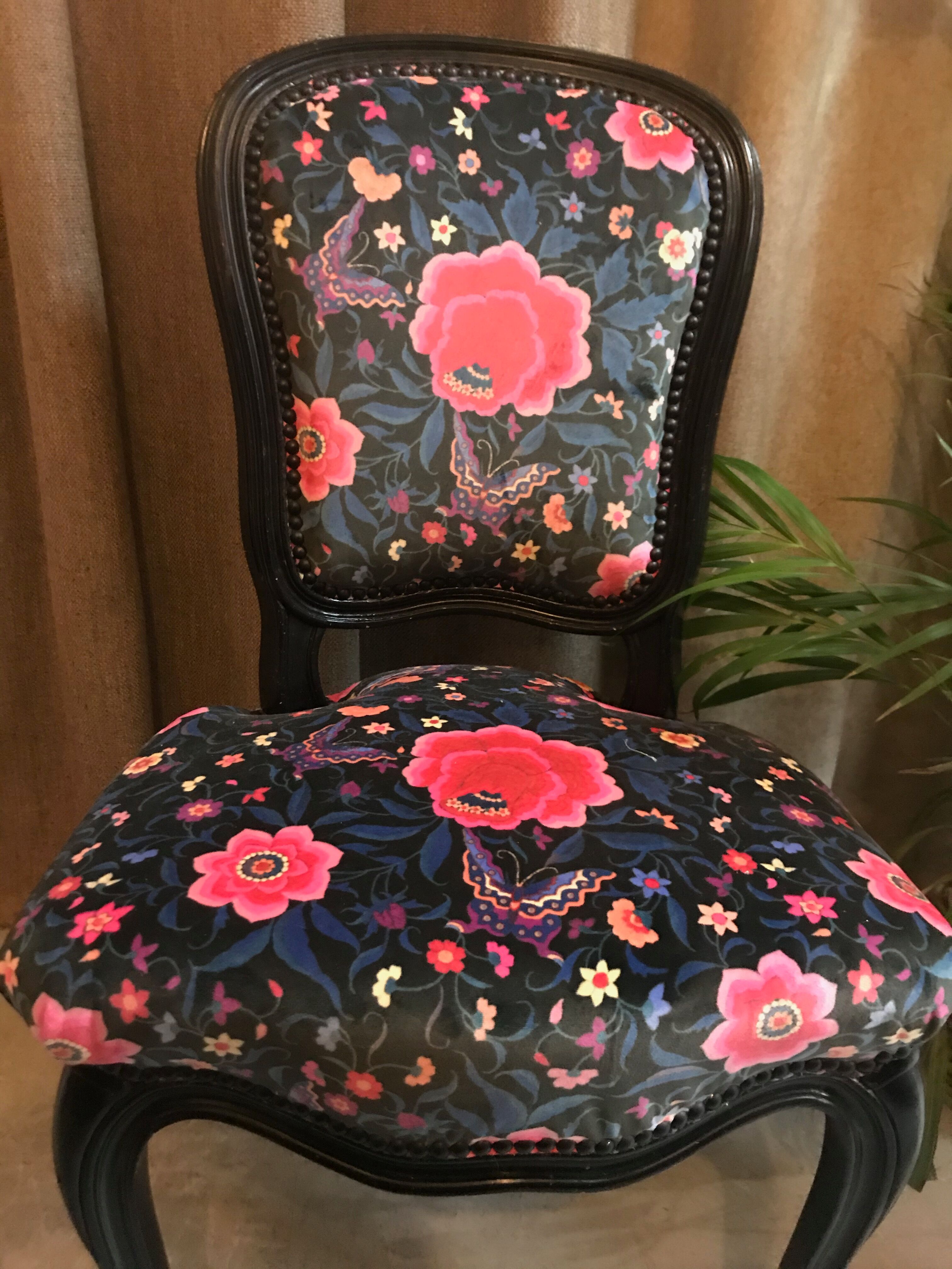 Fully restored Louis XV style chair