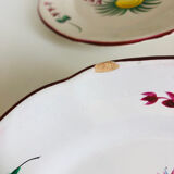 Pair of plates Les Islettes with bouquet and peacock