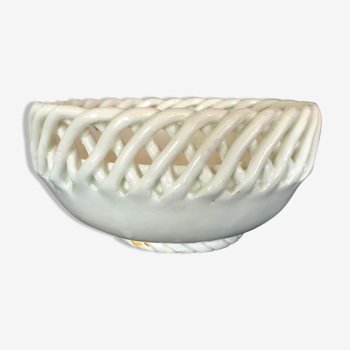 Braided cerami cup