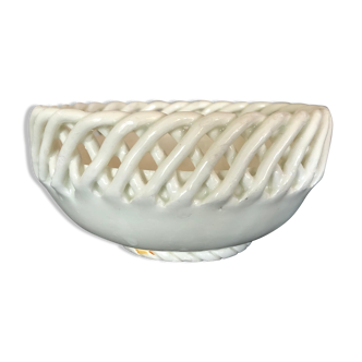 Braided cerami cup