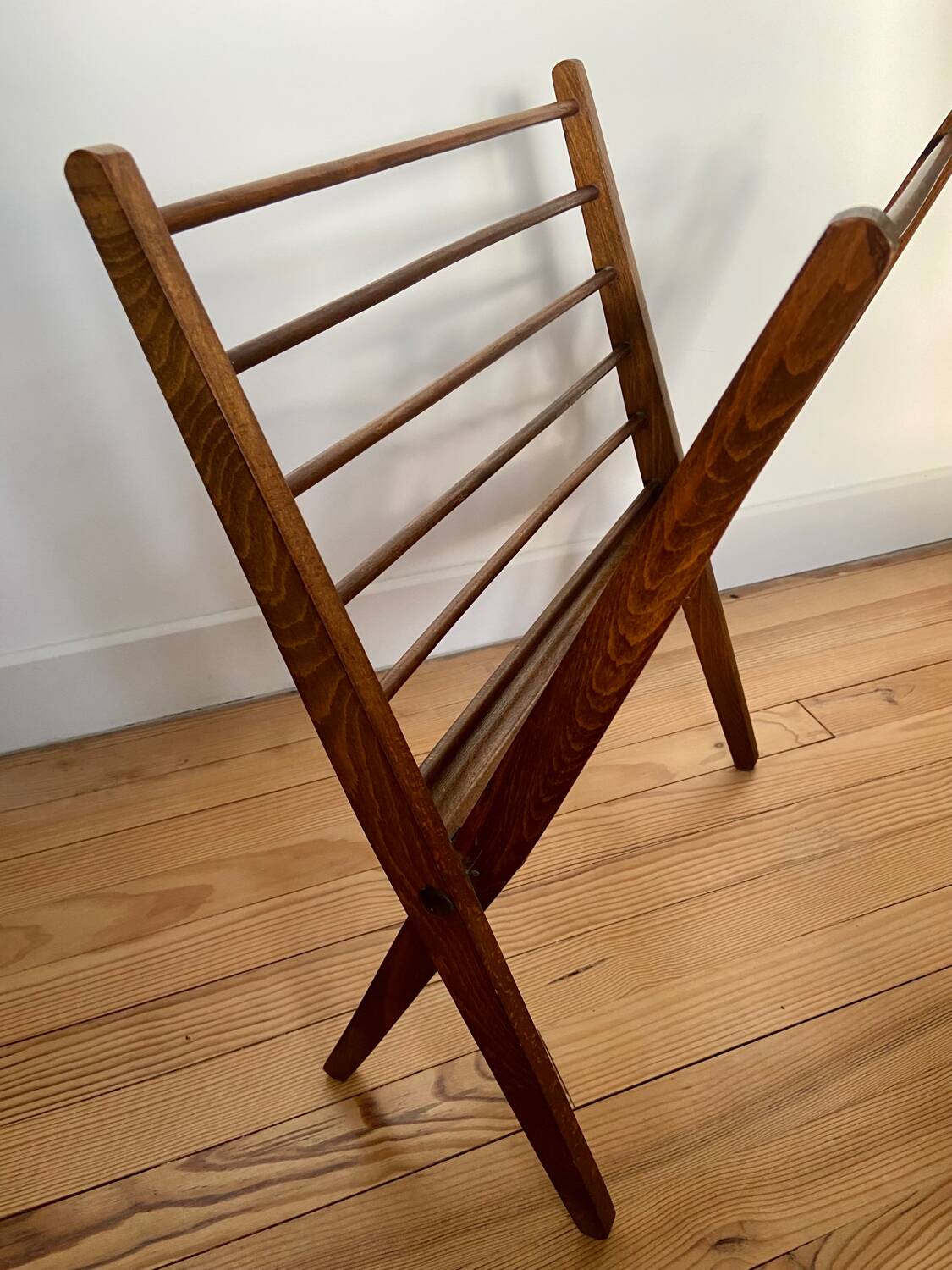 Scandinavian magazine rack