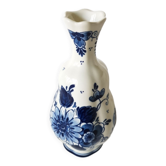 Handpainted blue delft vase