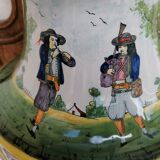 Wall fountain in Quimper earthenware