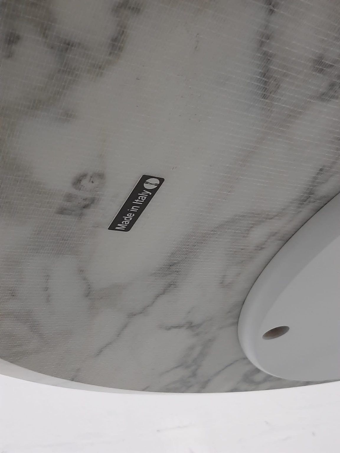 Tulip oval arabescato marble coffee table by Eero Saarinen for Knoll International 1990s