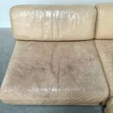 Canapé-lit/méridienne De Sede DS76 en cuir beige, années 1970