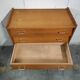 Commode vintage pieds fuseau
