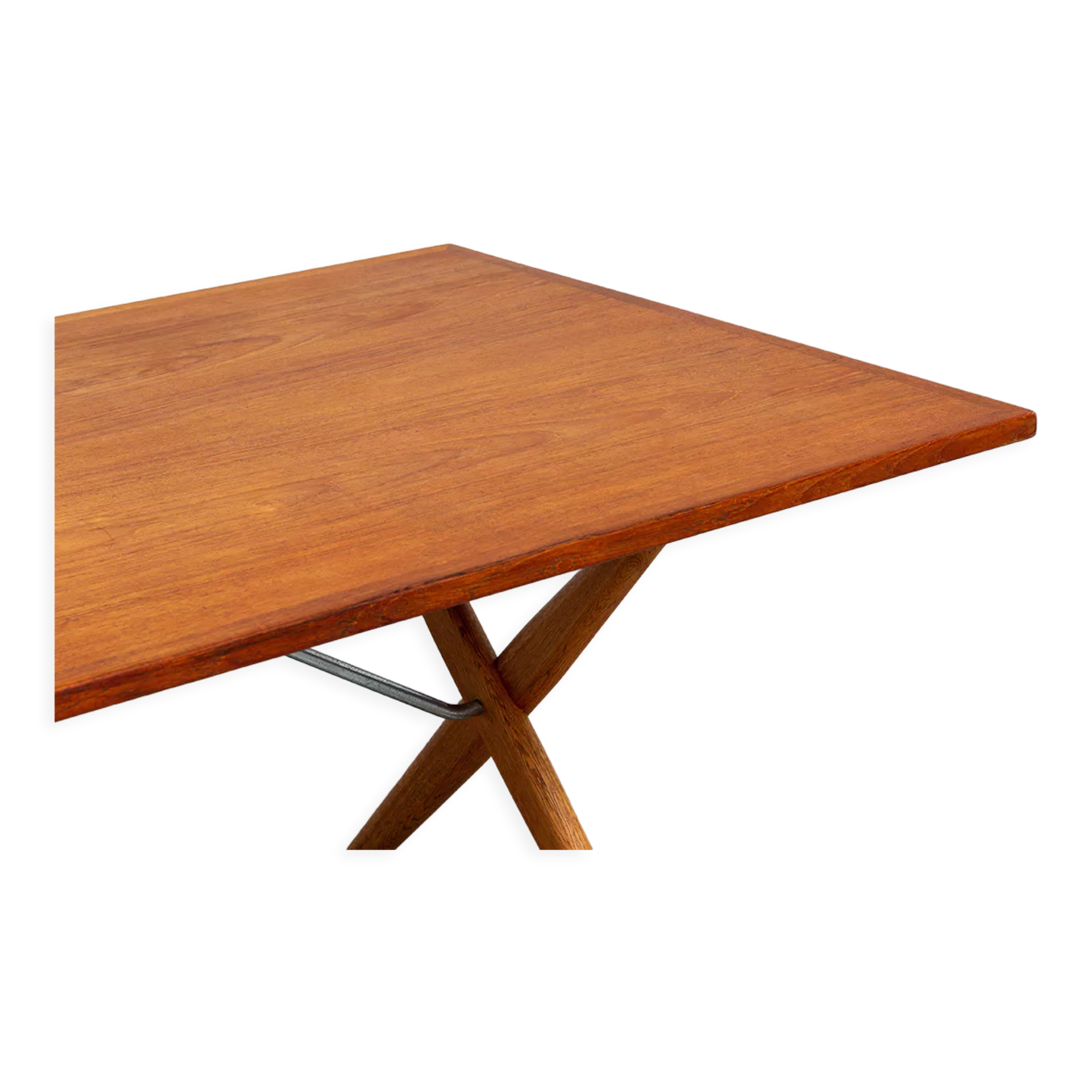 Dining table AT-303 Designed by Hans Wegner in 1955 Andreas Tuck