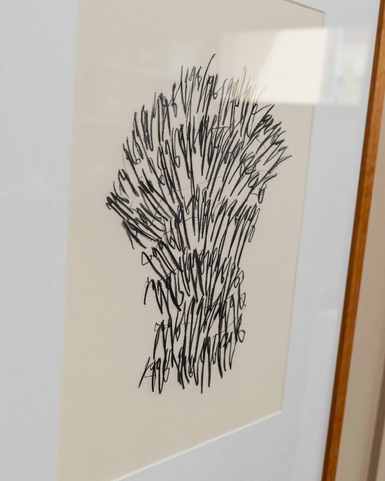Noir charcoal on paper – Original 2019 abstract drawing in wooden frame by Paul Wilhelm Jacobs