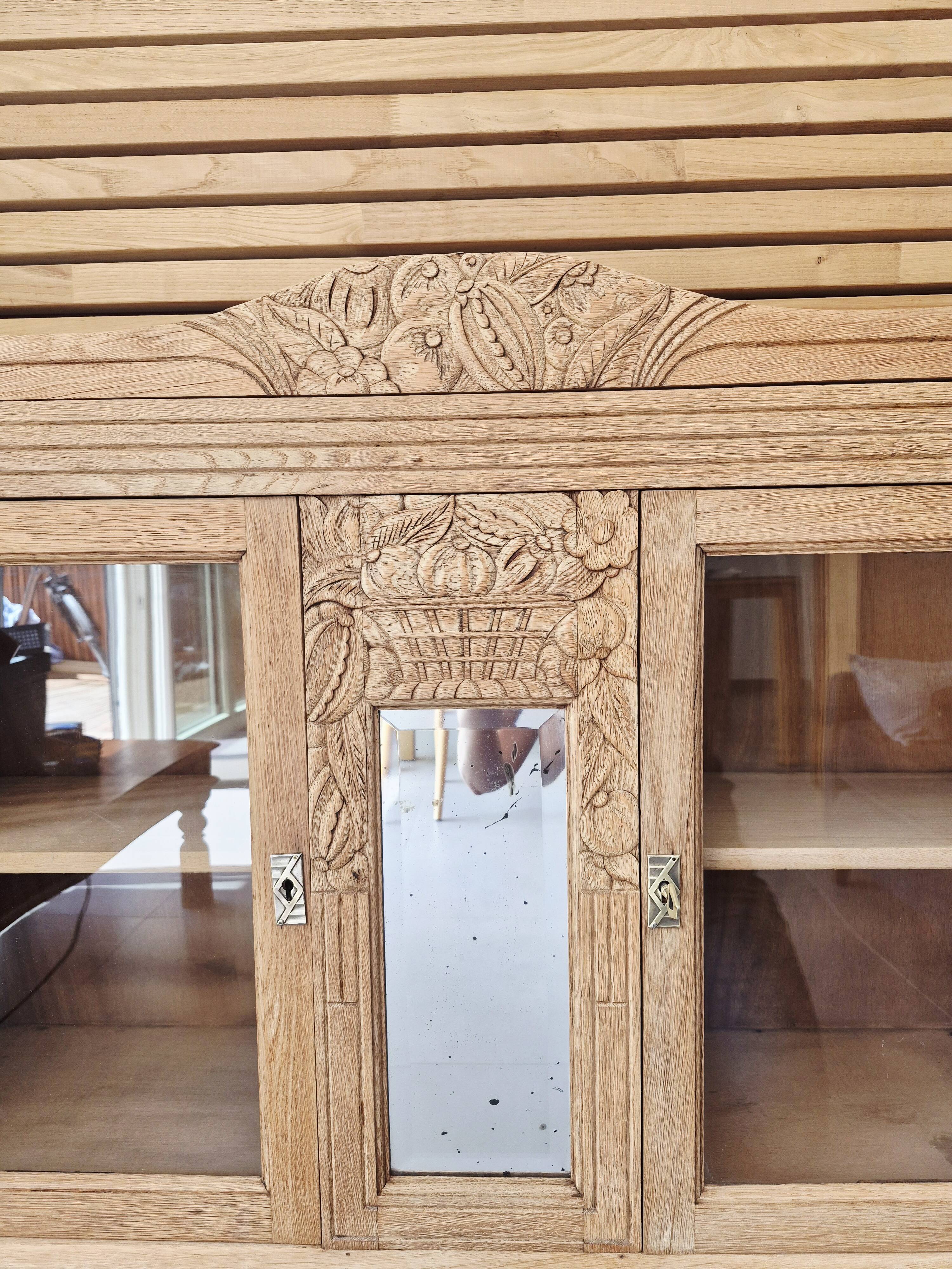 Enfilade / Art Deco display cabinet