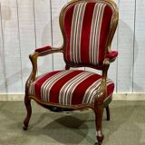 Napoleon III armchair from the end of the 19th century in walnut