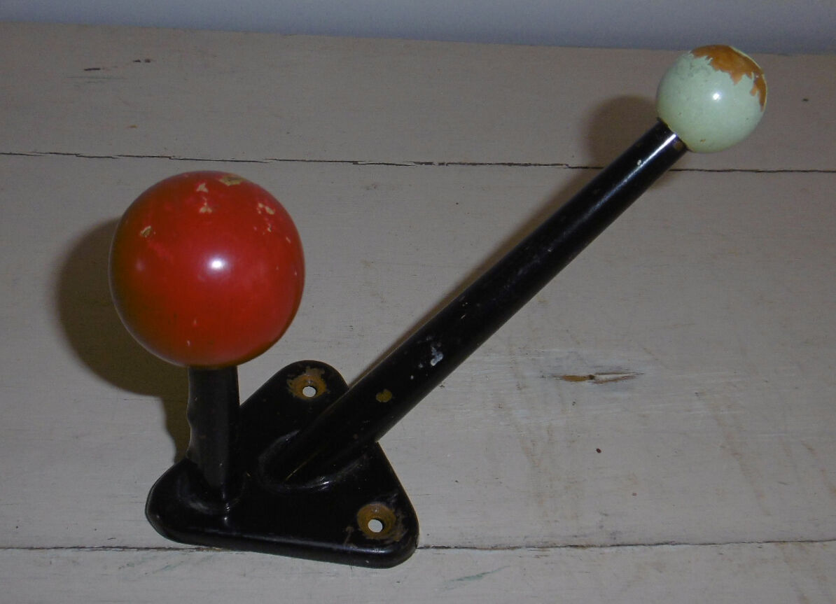 Vintage coat rack - double balls with wooden balls