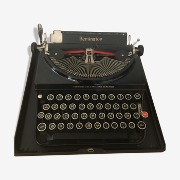 Machine à écrire Remington noire