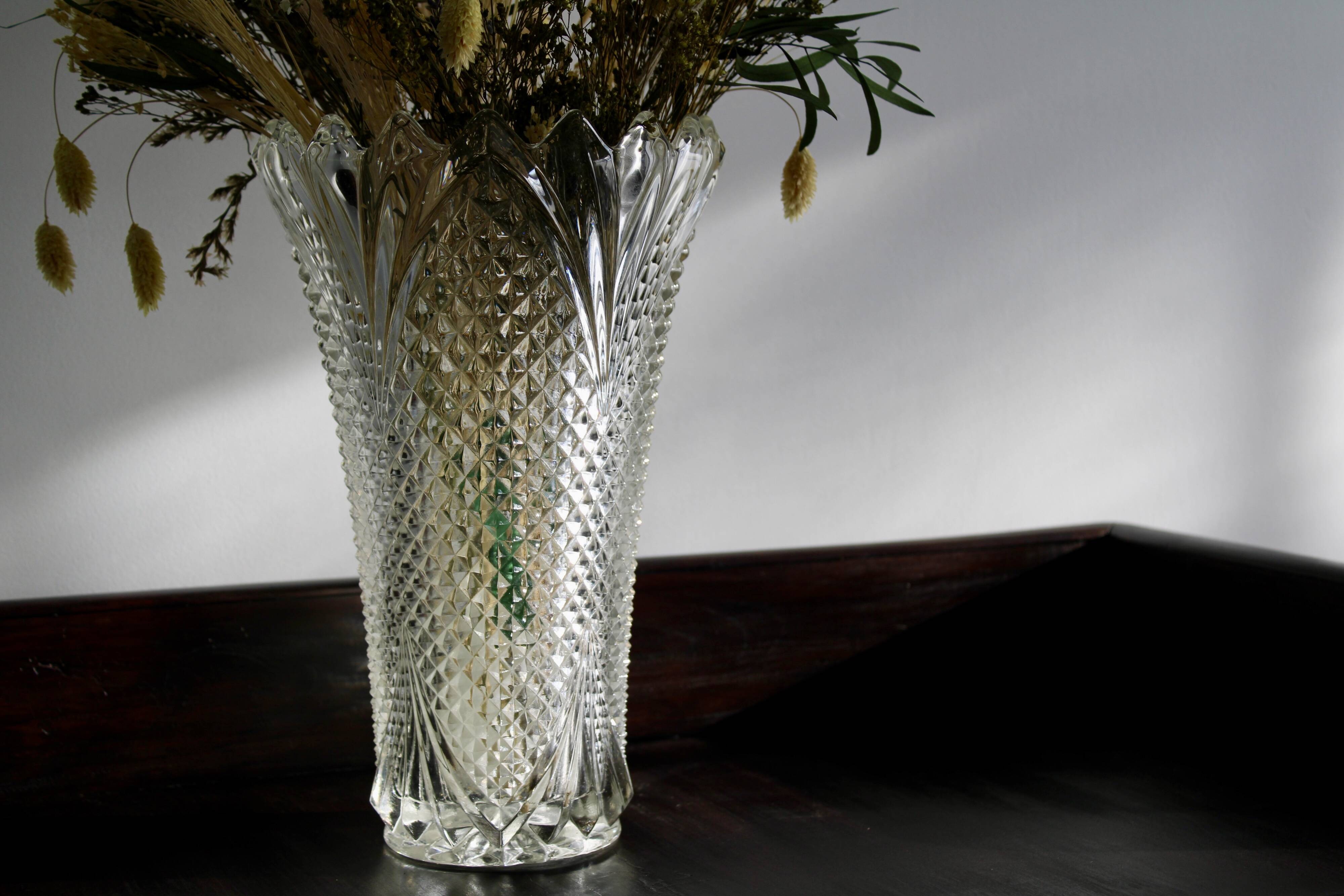 Crystal vase size - Diamond point pattern