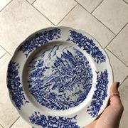 Lot de 9 assiettes motif Chateau porcelaine Pyro Blan
