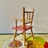 Ancienne chaise en bois paur poupée