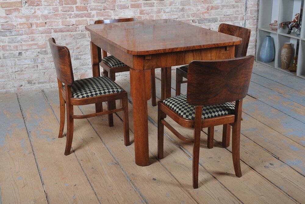 Art Deco Extendable Dining Table in Beech and Spruce, Czech, 1930s