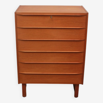 1960s chest of drawers in teak
