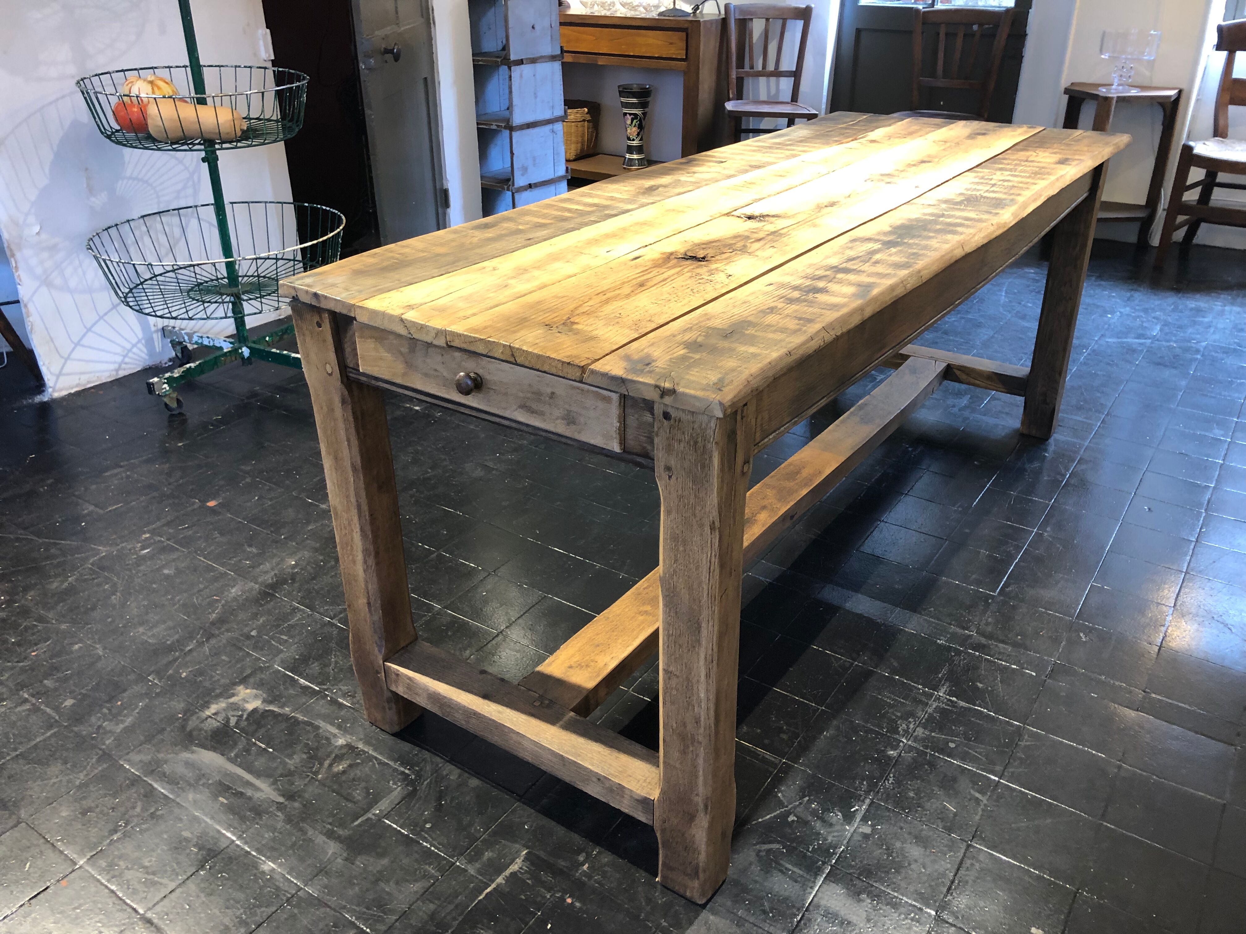 Farmhouse table