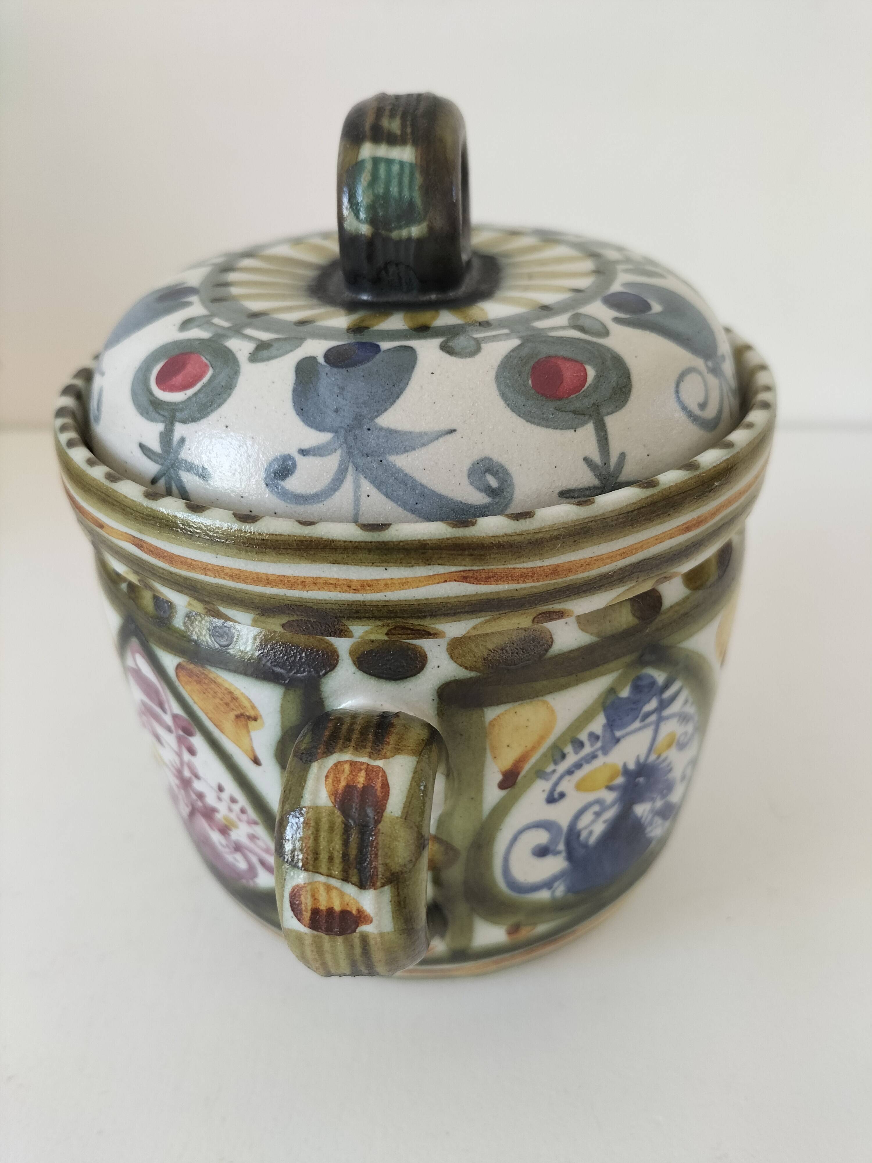Small Keraluc broth pot Signed André l'Helguen
