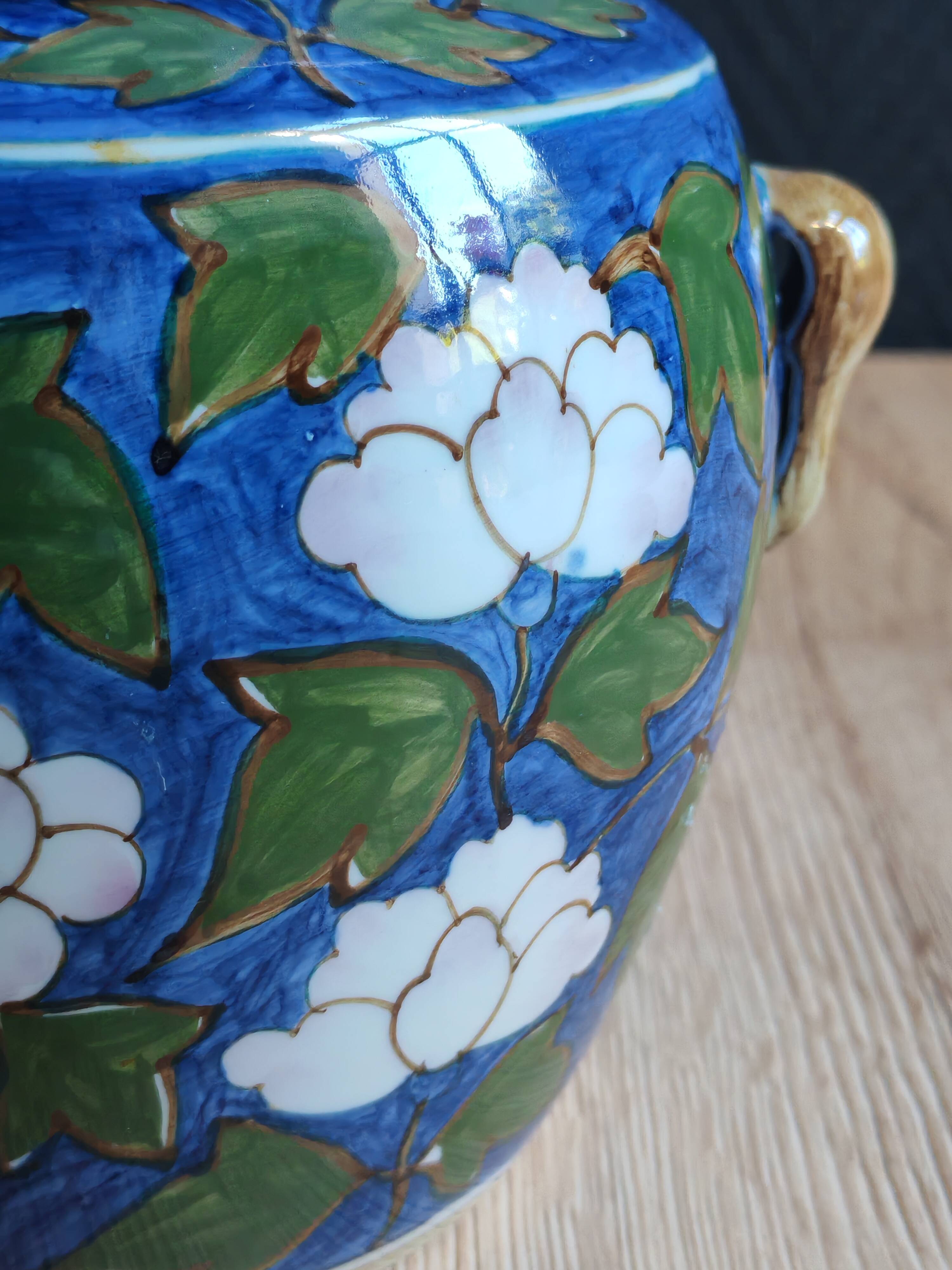 Mélarti Porcelain Vase with Lid - Hand-Painted Covered Pot