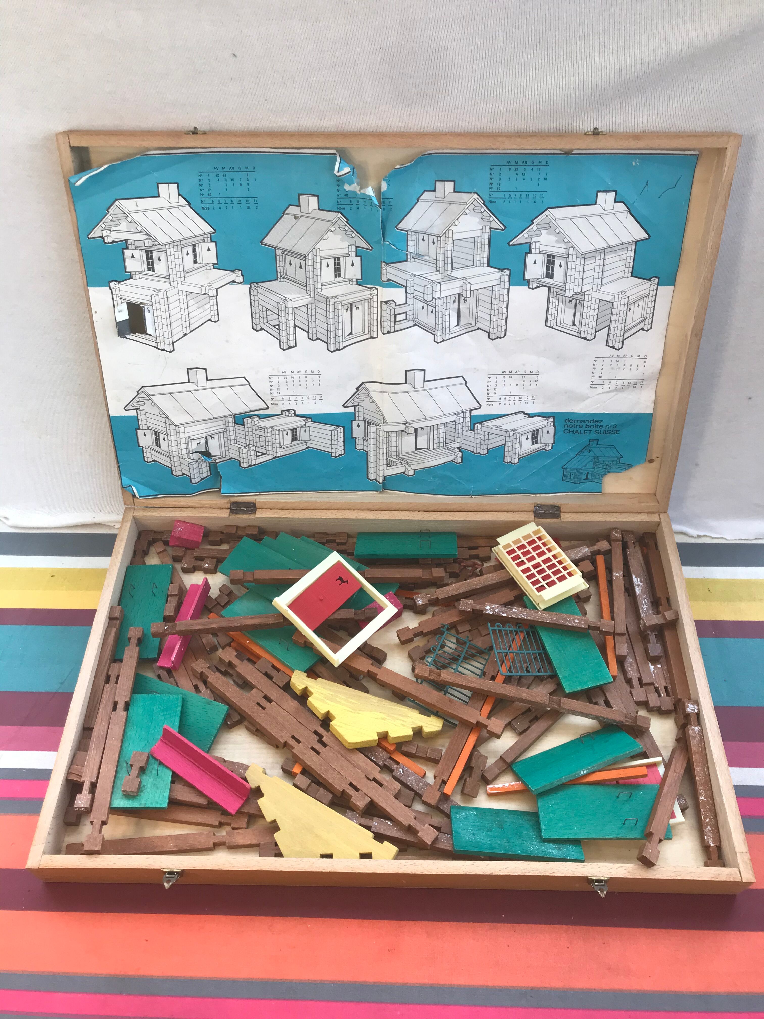 Former Construction Game JEUJURA No.2N Chalet Des Neiges - Vintage Wood Box