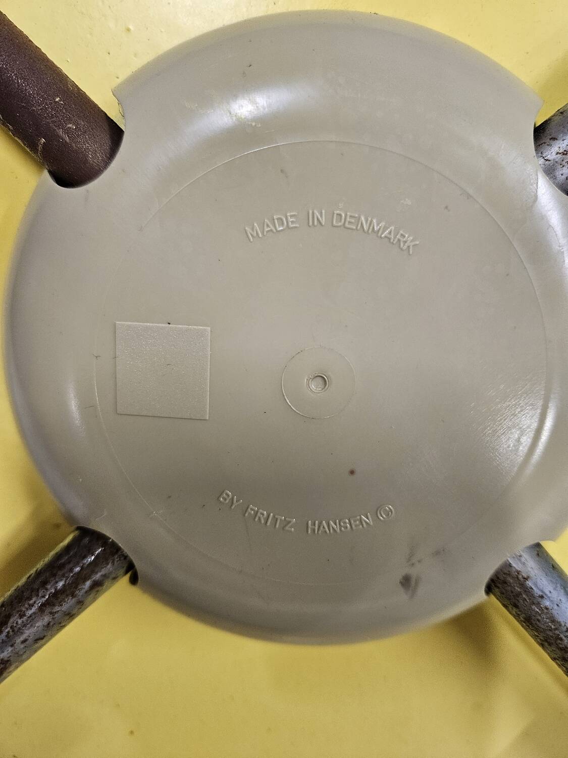 Set of 4 Serie 7 chairs by Arne Jacobsen, Fritz Hansen