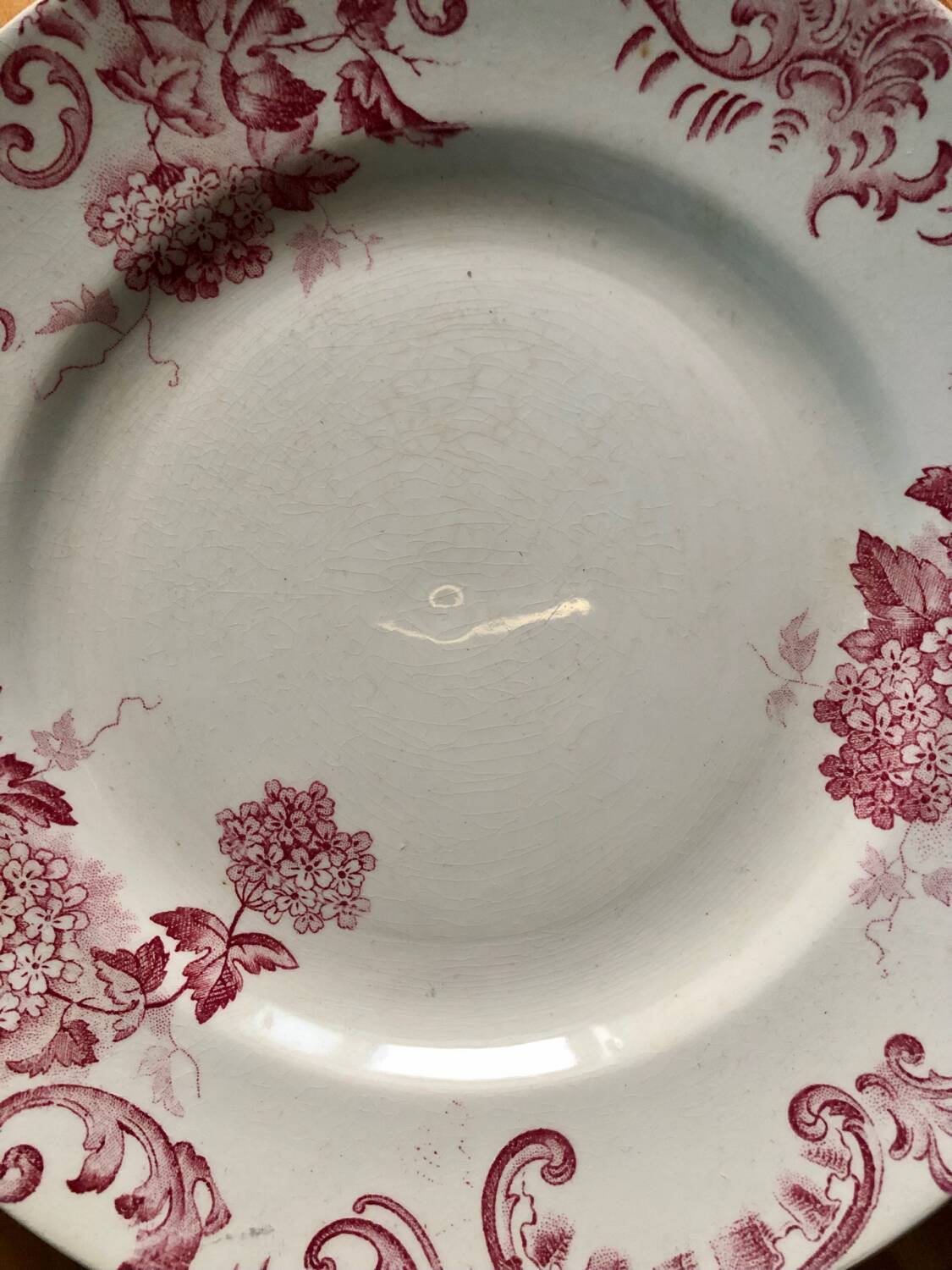 "Snowball" plates in ironstone by Amand and Hamage