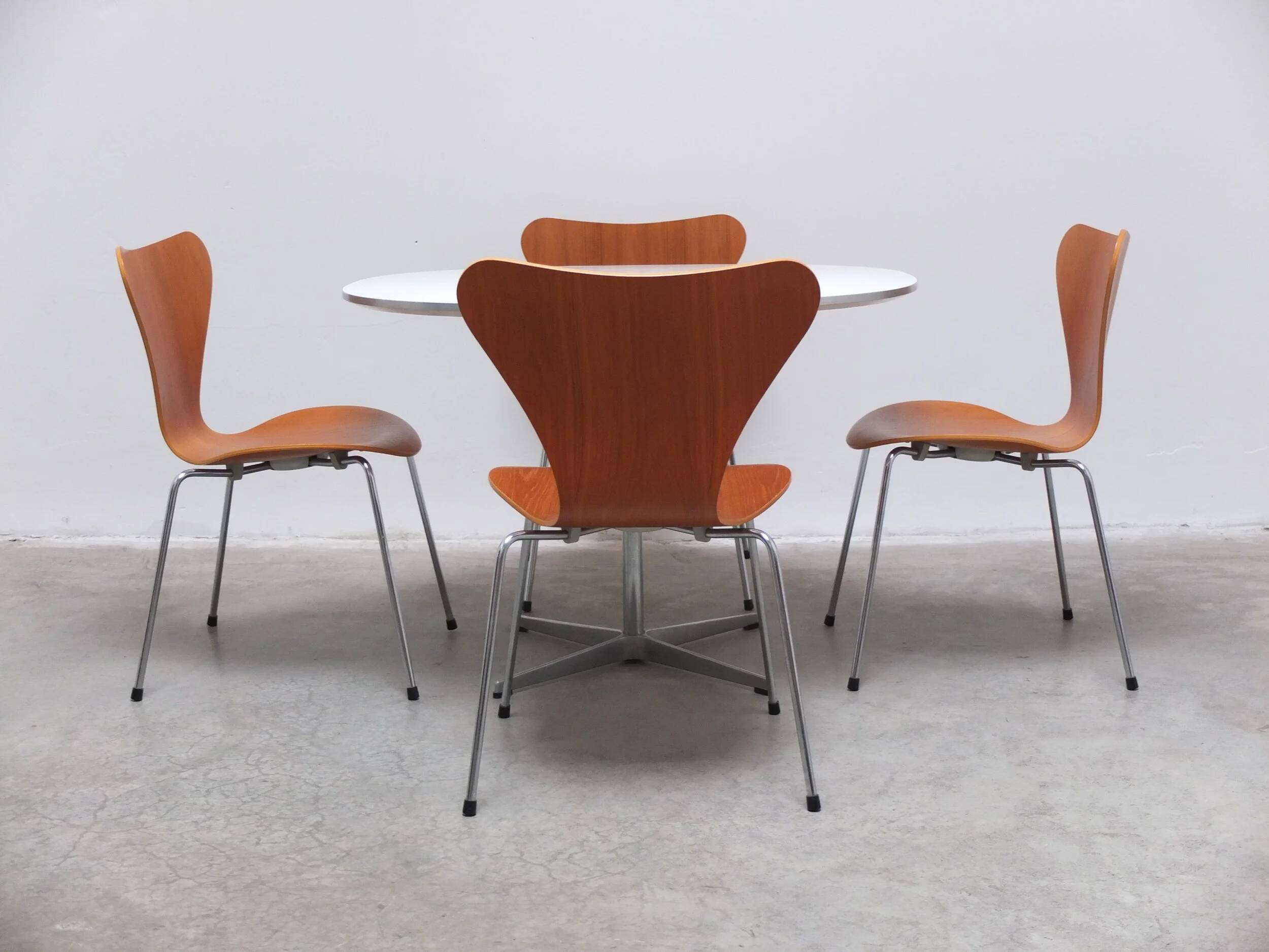 'Super-Circular' table by Piet Hein & Bruno Mathsson for Fritz Hansen, 1968