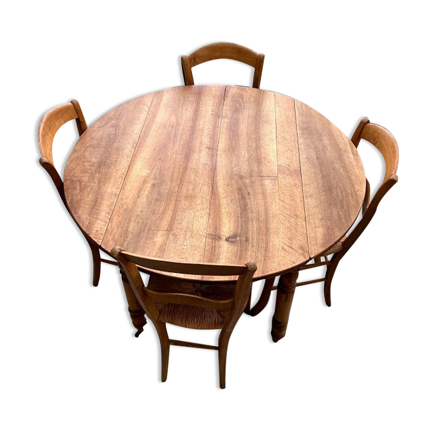 Dining room table