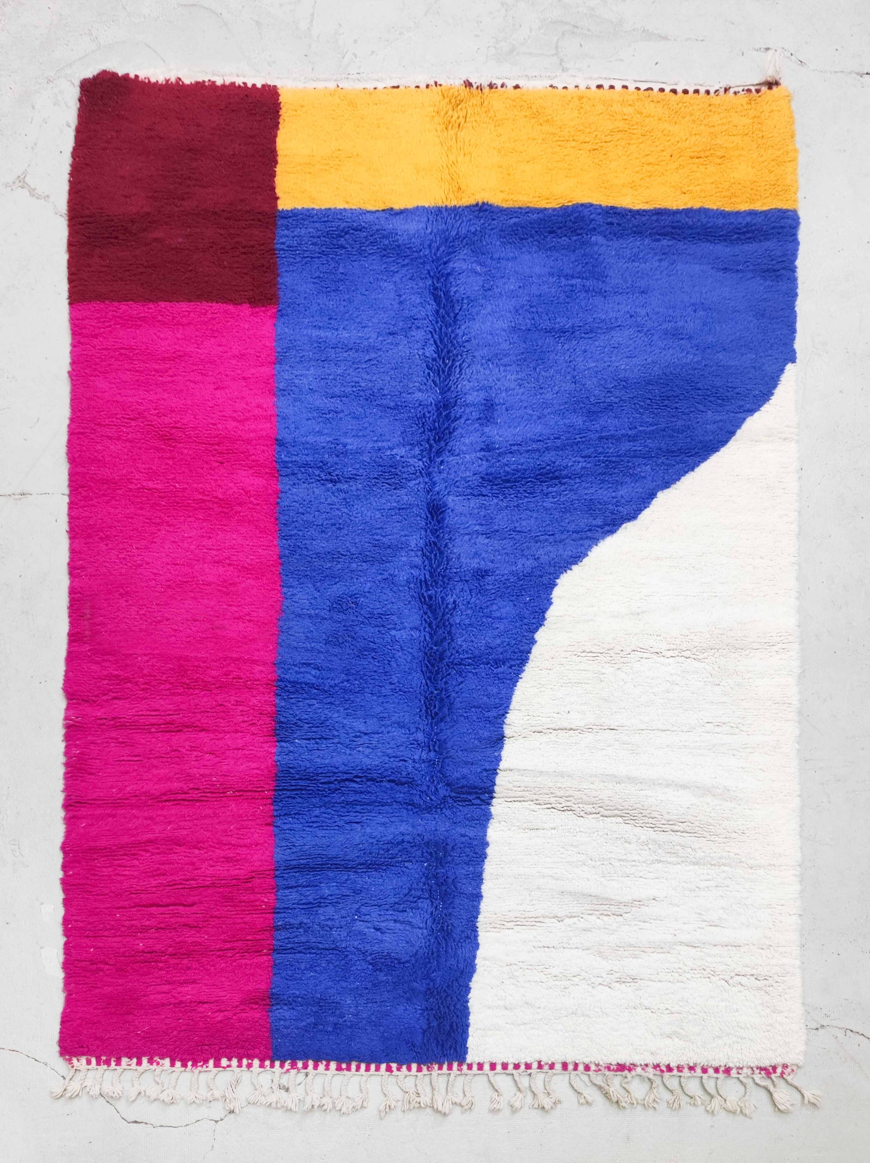 Colorful Boujaad Moroccan Berber rug 2.90x2.05m