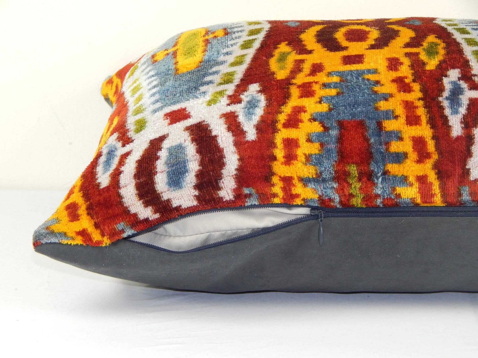 Vintage ikat cushion cover 61x41 cm