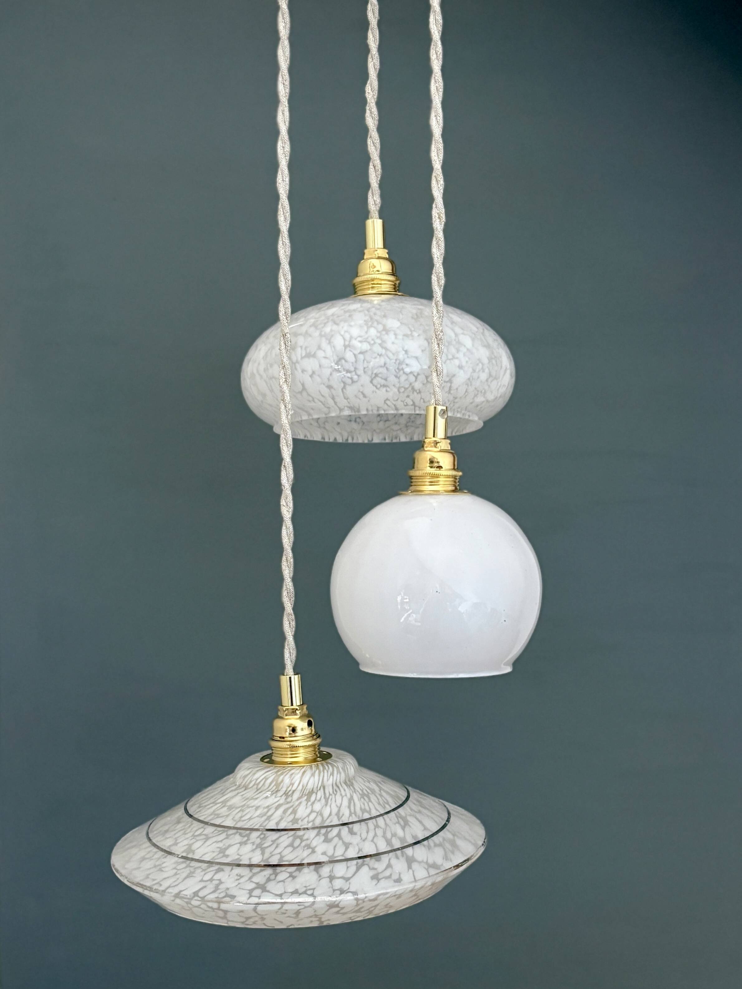 Vintage white glass triple globe suspension from Clichy and opaline.