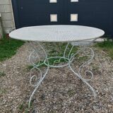 Salon de jardin ancien en fer plein milieu xxeme