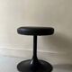 Tabourets tulipe noir , design 1970