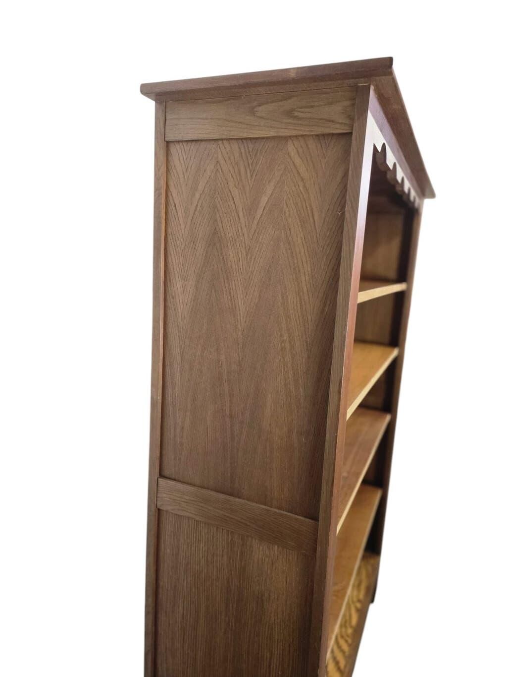 Vintage wooden library/cabinet/display case