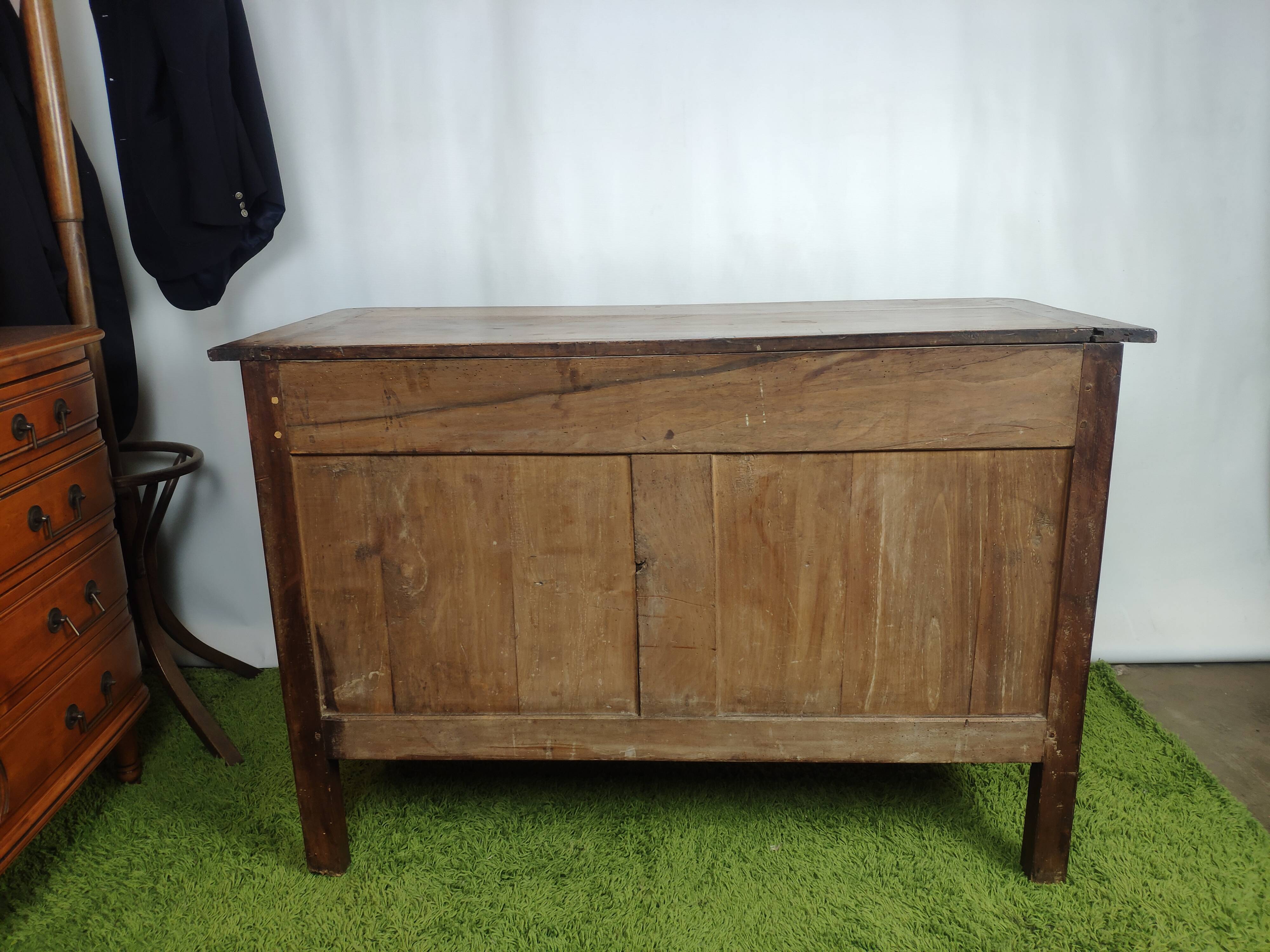 Louis XVI light oak style chest of drawers